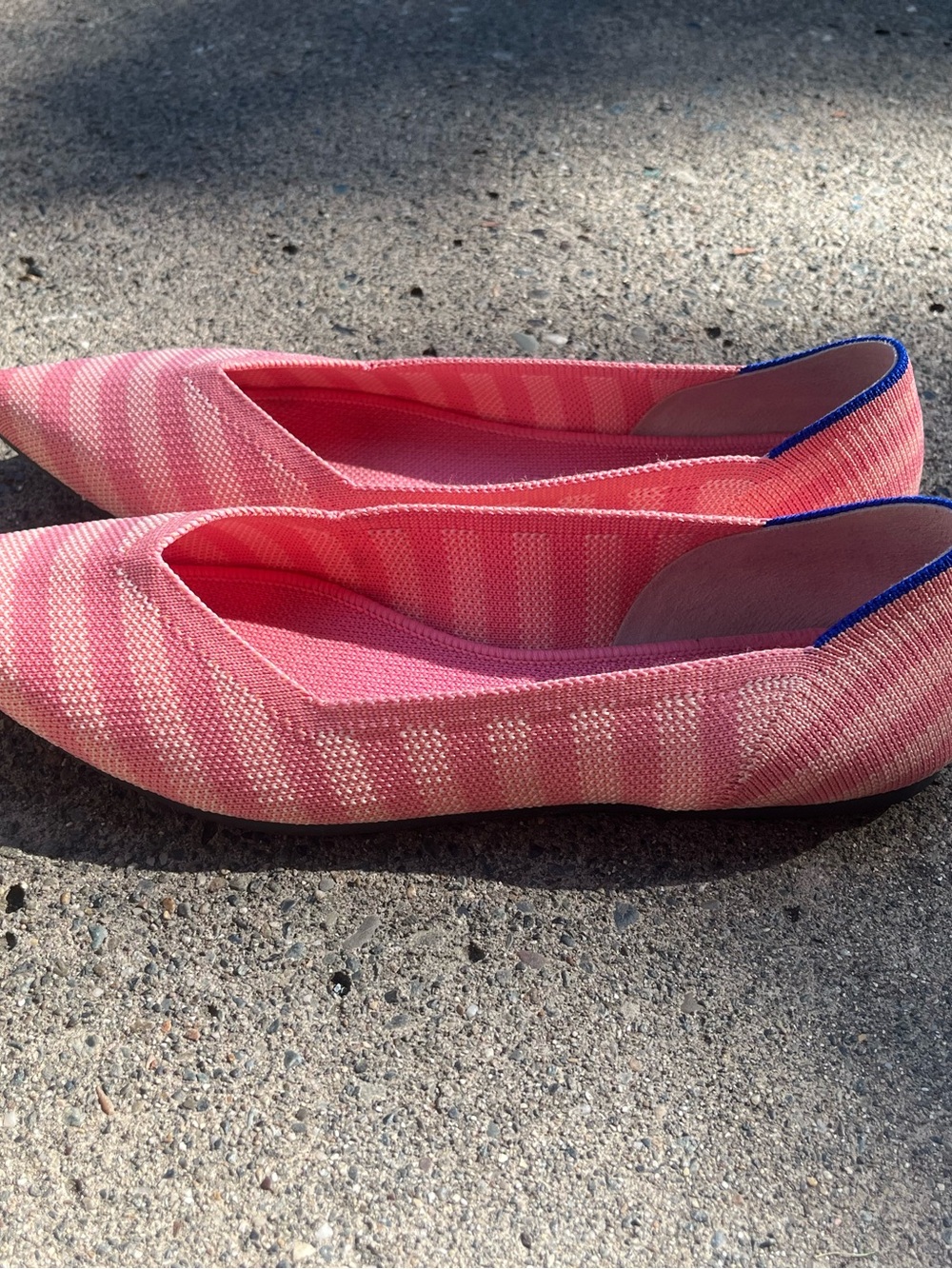 Rothy's Pink Striped Pointed Knit Flats with Blue Trim 8.5 - Picture 2 of 9
